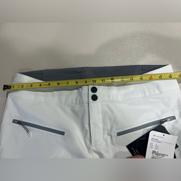 Obermeyer Women’s Size 12 Bliss Snow Ski Pants NWT White Snowboard - Picture 13 of 13